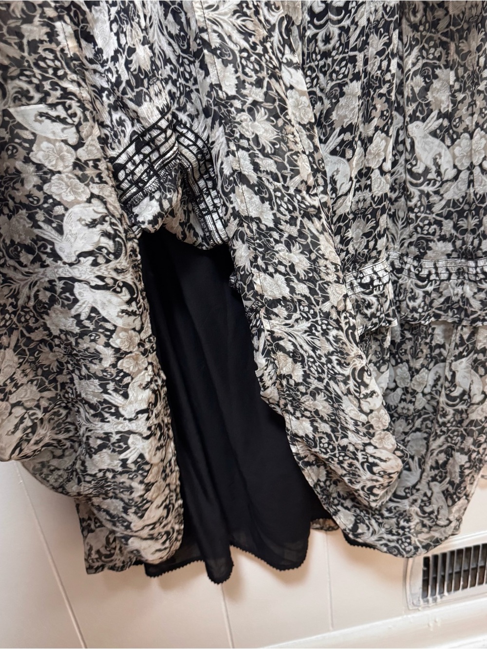 Anthropologie The Marais in Black White Rabbit Print Chiffon Maxi Dress Large - Picture 10 of 12